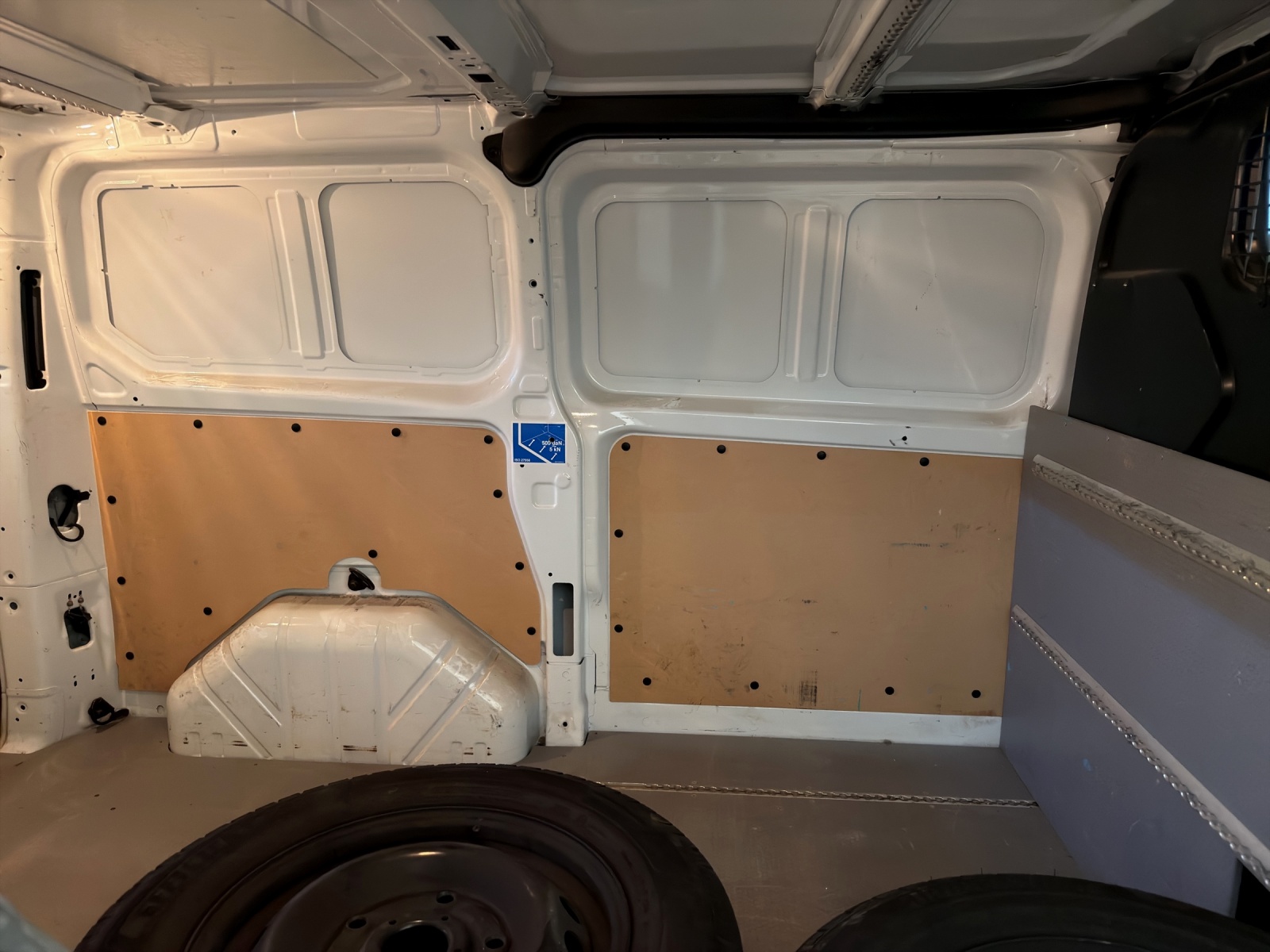 FORD Transit Custom 320 L1H1 Trend-image-9