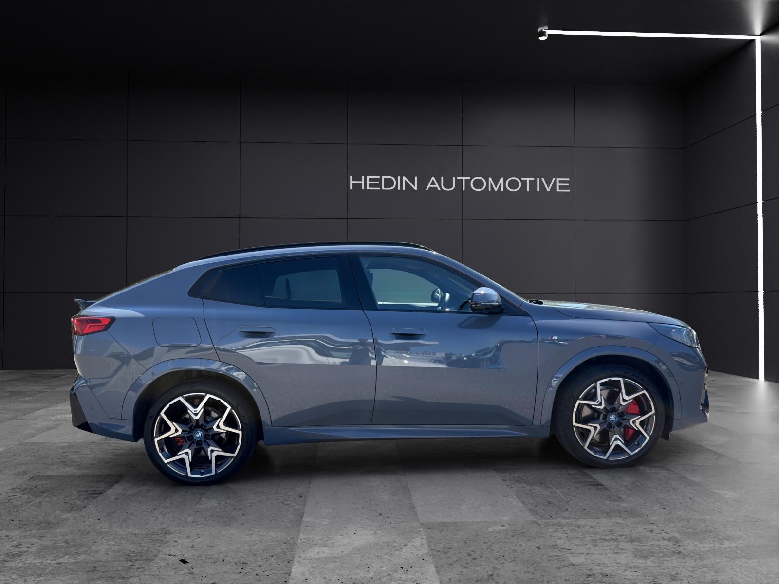 BMW iX2 30 xDrive-image-16