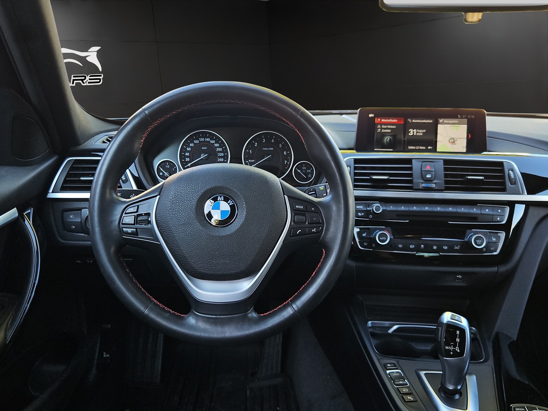 BMW 340i xDrive Touring Steptronic-image-12