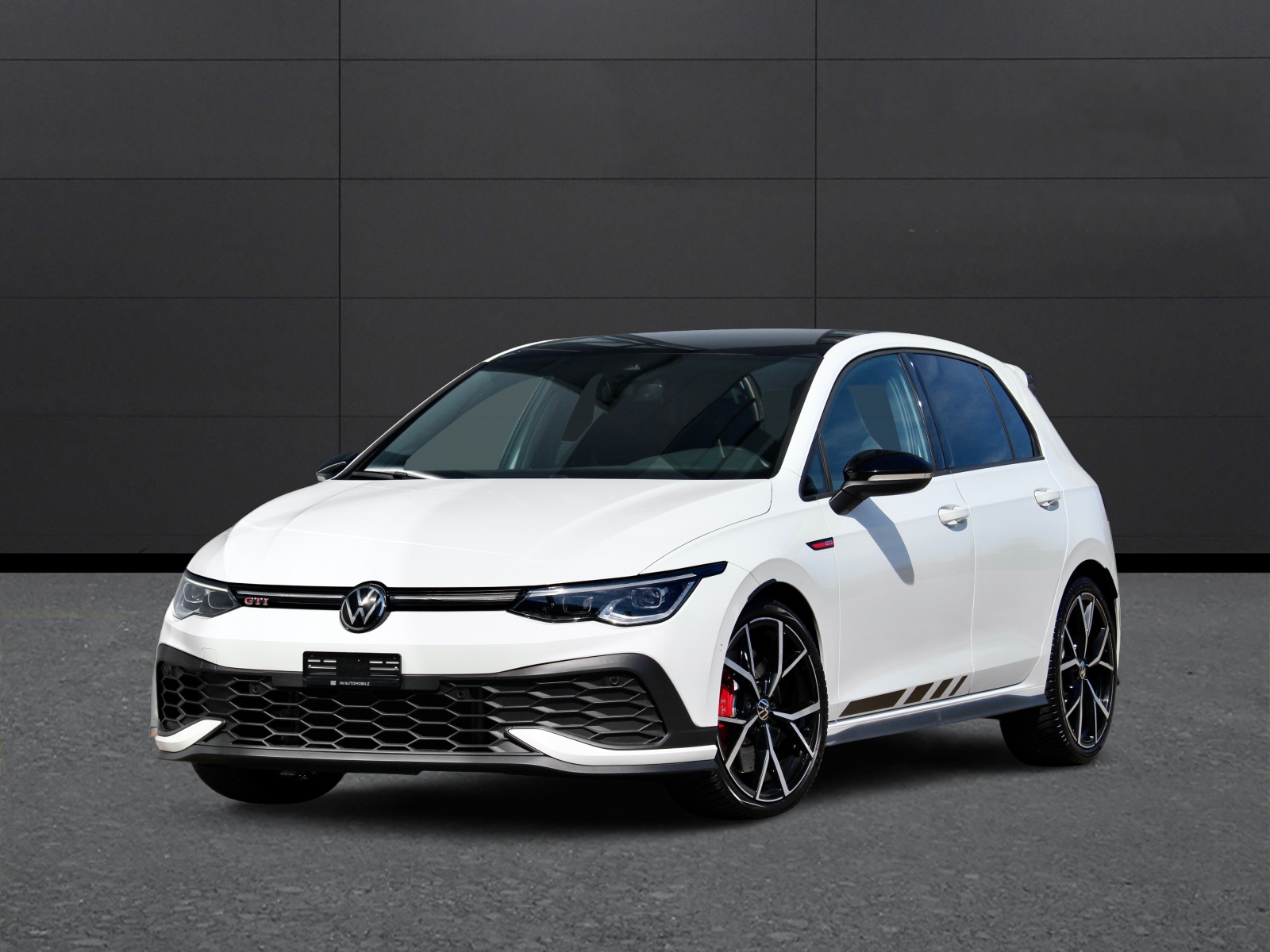 VW Golf 2.0 TSI GTI CLUBSPORT - EDITION DSG 300PS °TOP-Ausstattung °Black & White Package ° MJ. 2024-image-0