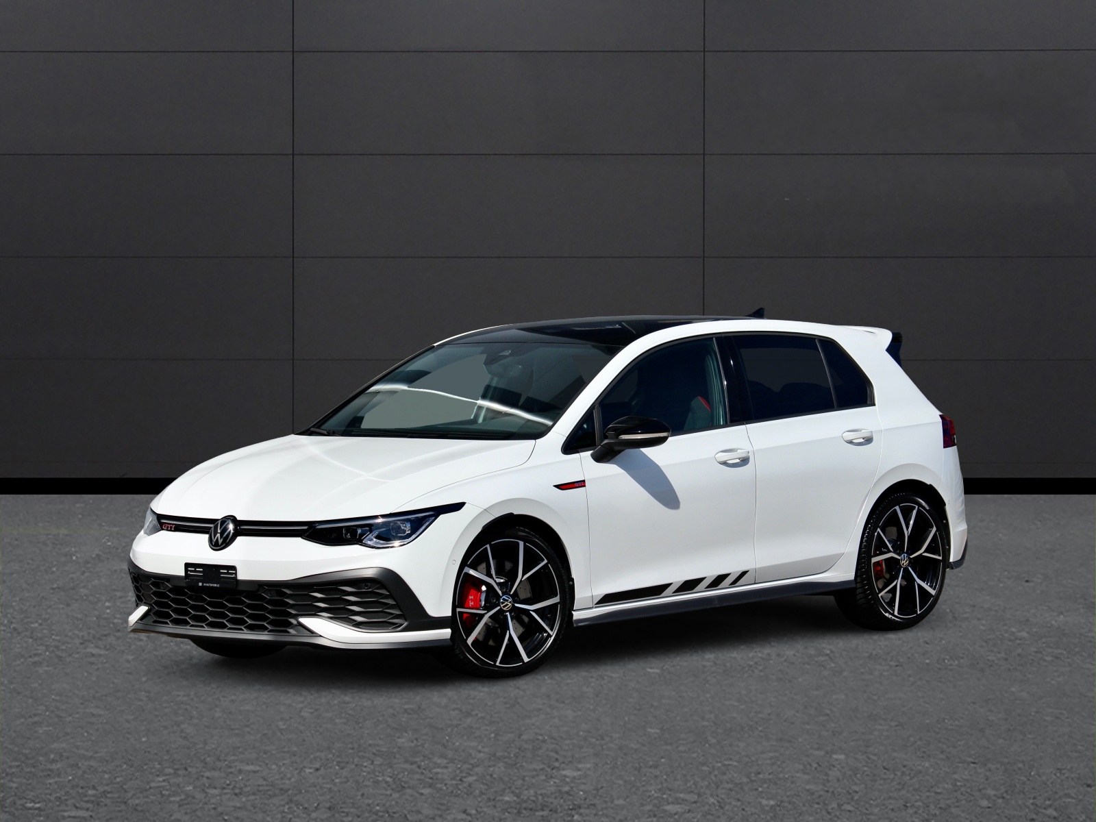VW Golf 2.0 TSI GTI CLUBSPORT - EDITION DSG 300PS °TOP-Ausstattung °Black & White Package ° MJ. 2024-image-1