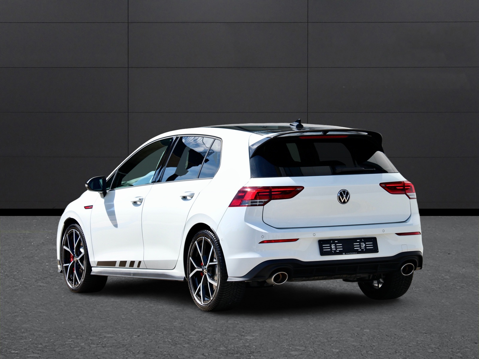 VW Golf 2.0 TSI GTI CLUBSPORT - EDITION DSG 300PS °TOP-Ausstattung °Black & White Package ° MJ. 2024-image-6