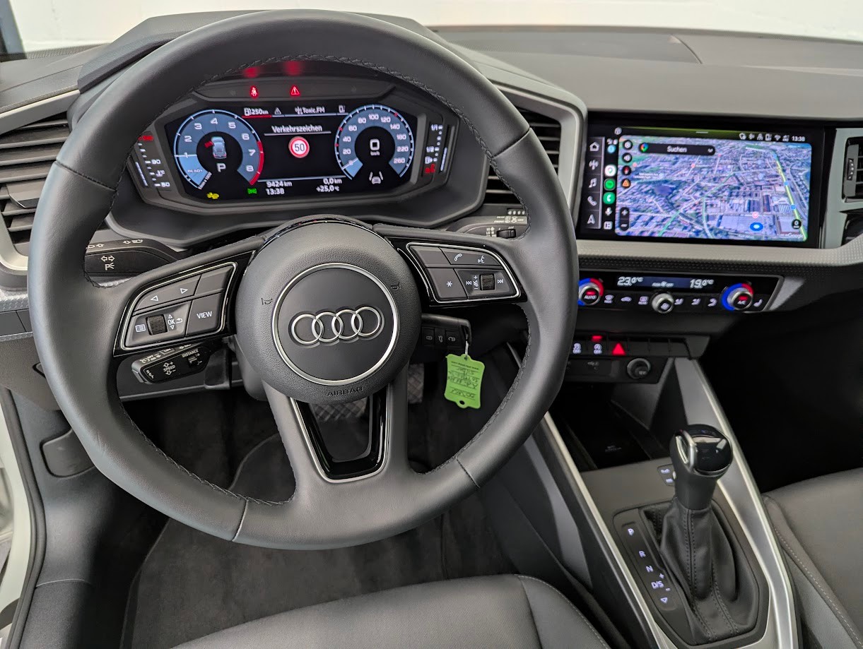 AUDI A1 Sportback 1.0 30 TFSI Allstreet S-Tronic*5J GAR ACC SPORTSITZE SITZHEIZUNG GOOGLE-NAVI KLIMA UVM*-image-4