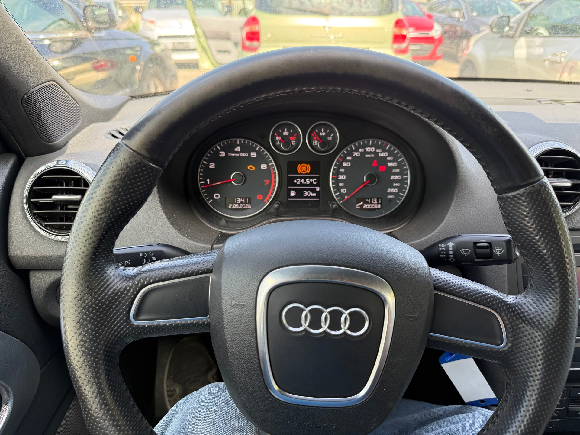 AUDI A3 Cabriolet 1.8 TFSI Style-image-10