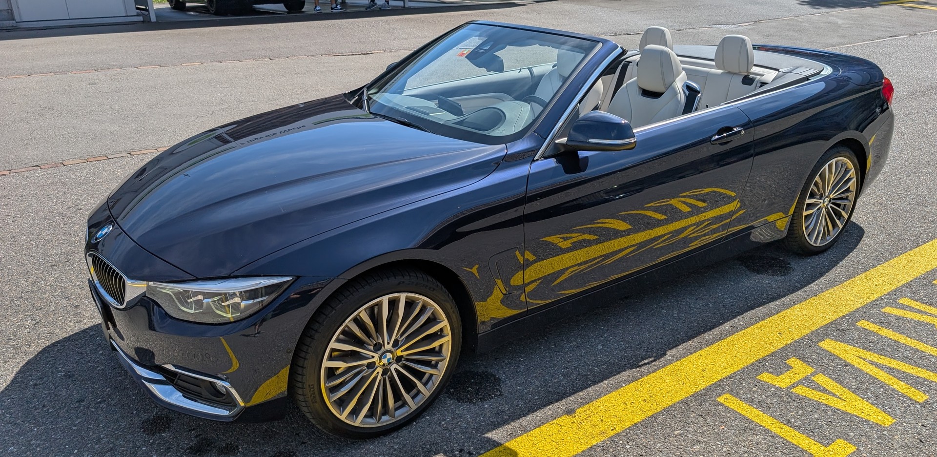 BMW 440i xDrive Cabrio Luxury Line-image-0