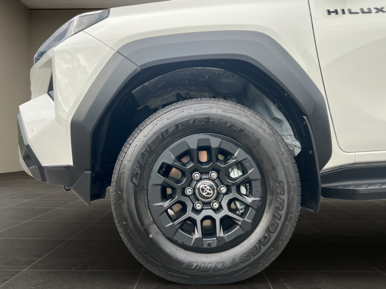TOYOTA Hilux Double Cab.-Pick-up 2.8 D-4D 204 Style MHEV-image-21