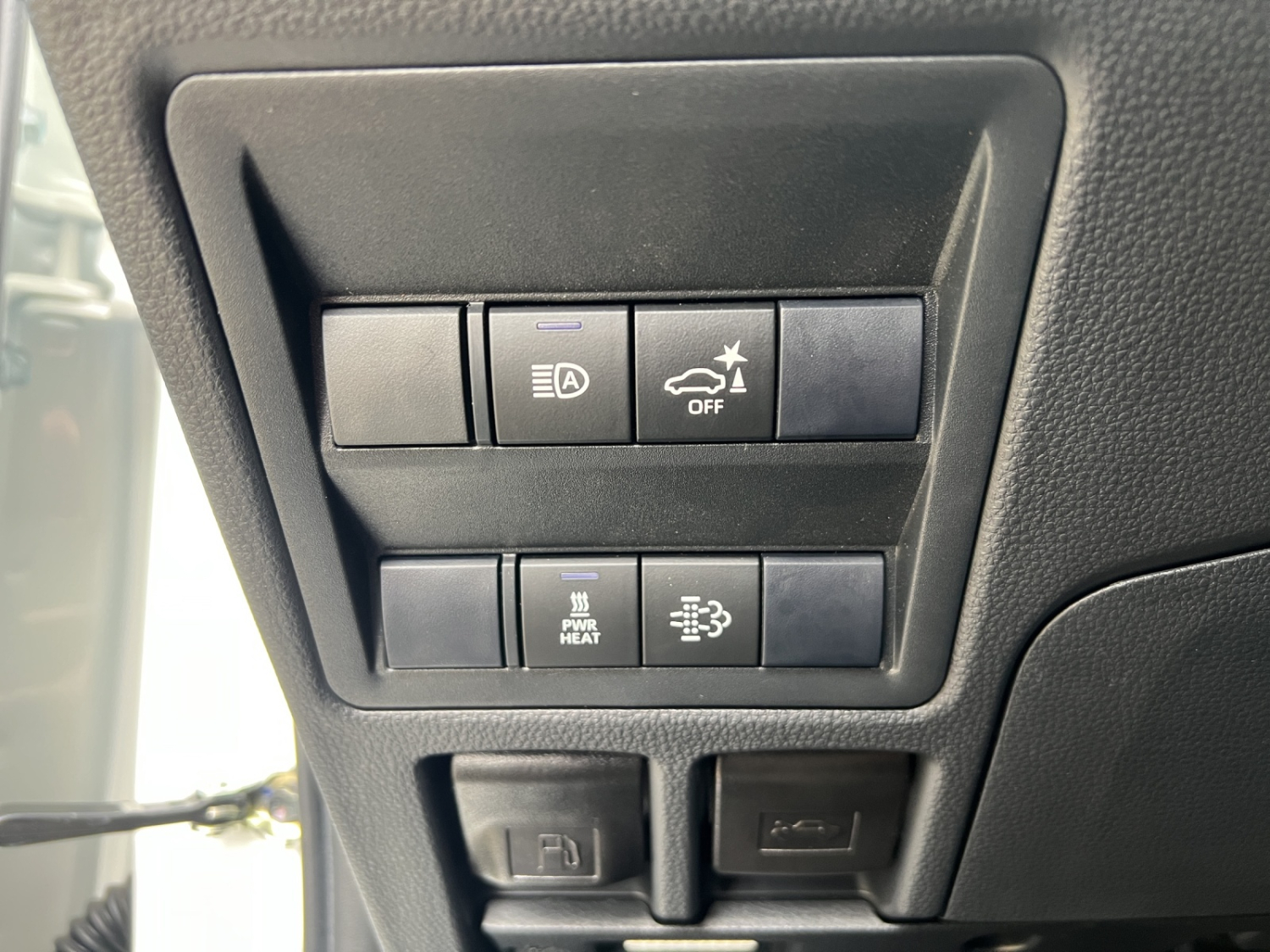 TOYOTA Hilux Double Cab.-Pick-up 2.8 D-4D 204 Style MHEV-image-12
