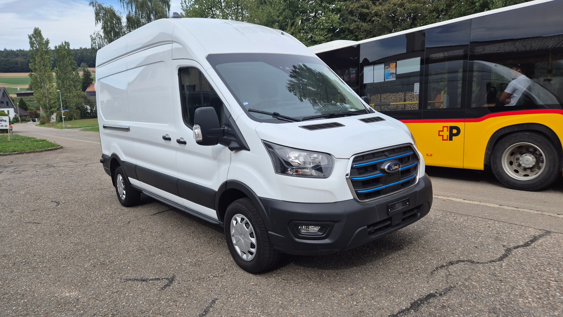 FORD E-Transit Van 350 L3 H3 Trend RWD 68kWh-image-6