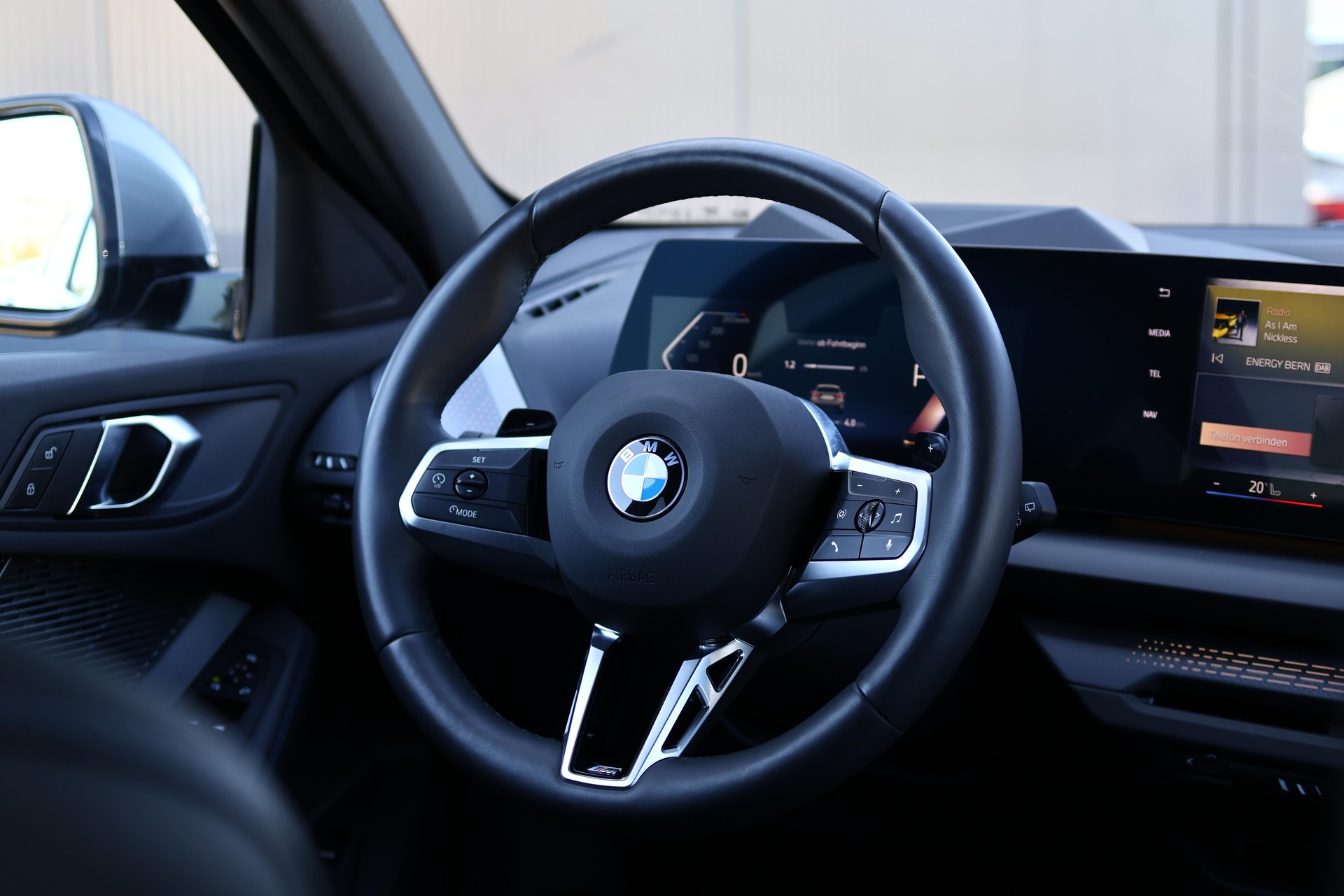 BMW 118d Steptronic M Sport Pro-image-22