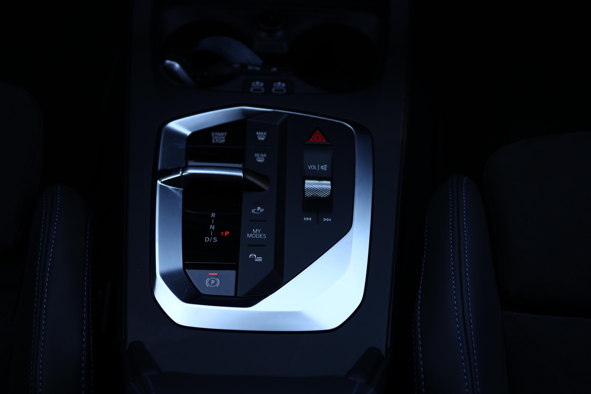 BMW 118d Steptronic M Sport Pro-image-24