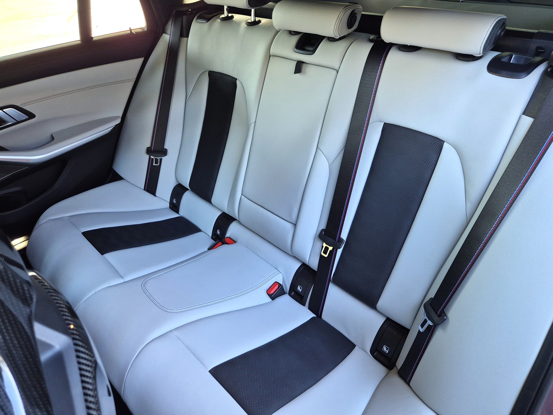 BMW M3 Touring xDrive Competition M-image-9