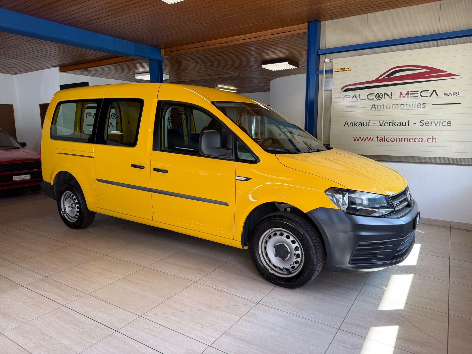 VW CADDYMAX 2.0 TDI 55 KW 4x4-image-0