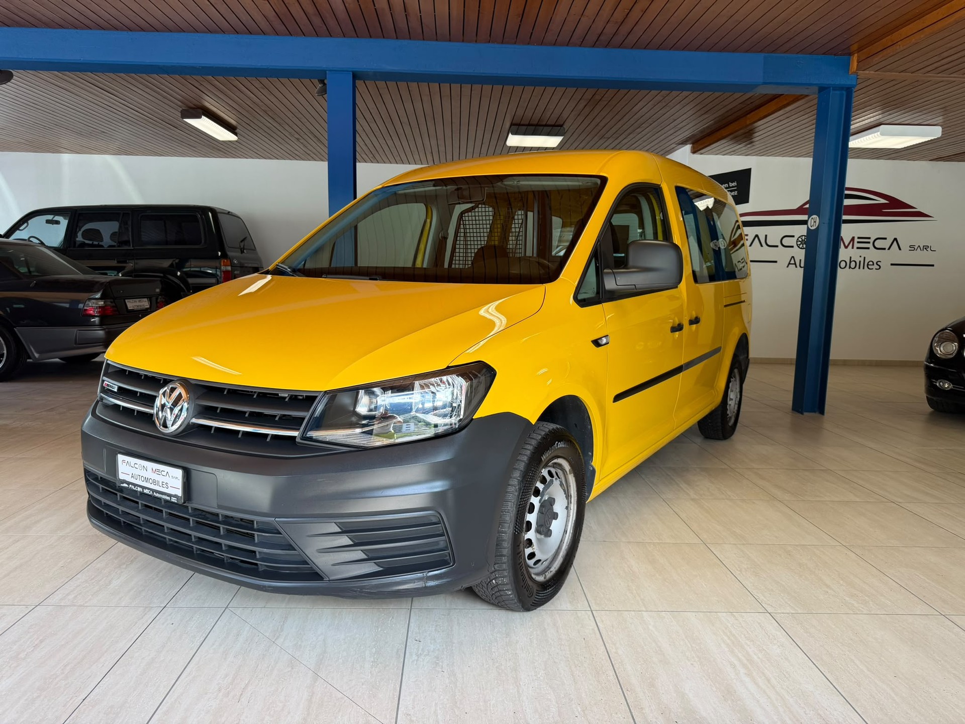 VW CADDYMAX 2.0 TDI 55 KW 4x4-image-4
