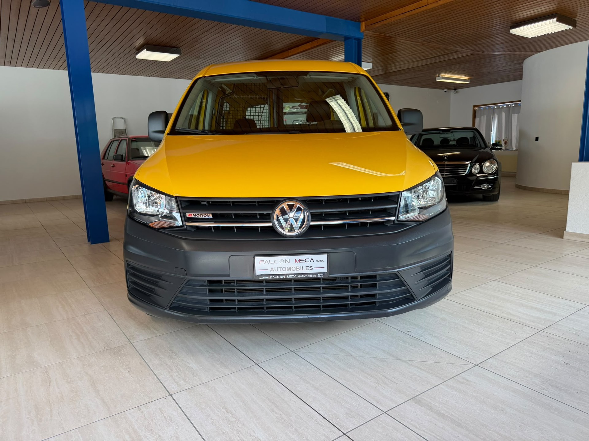 VW CADDYMAX 2.0 TDI 55 KW 4x4-image-3