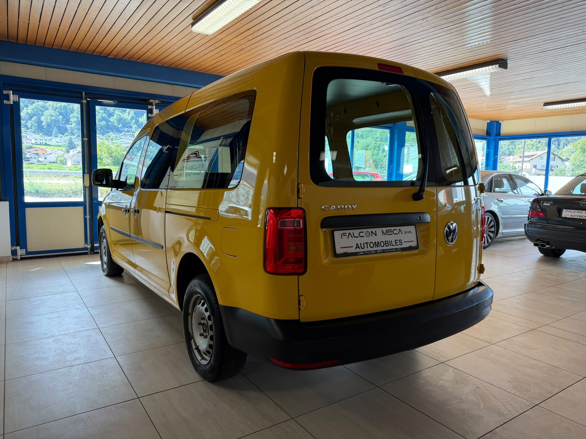 VW CADDYMAX 2.0 TDI 55 KW 4x4-image-10