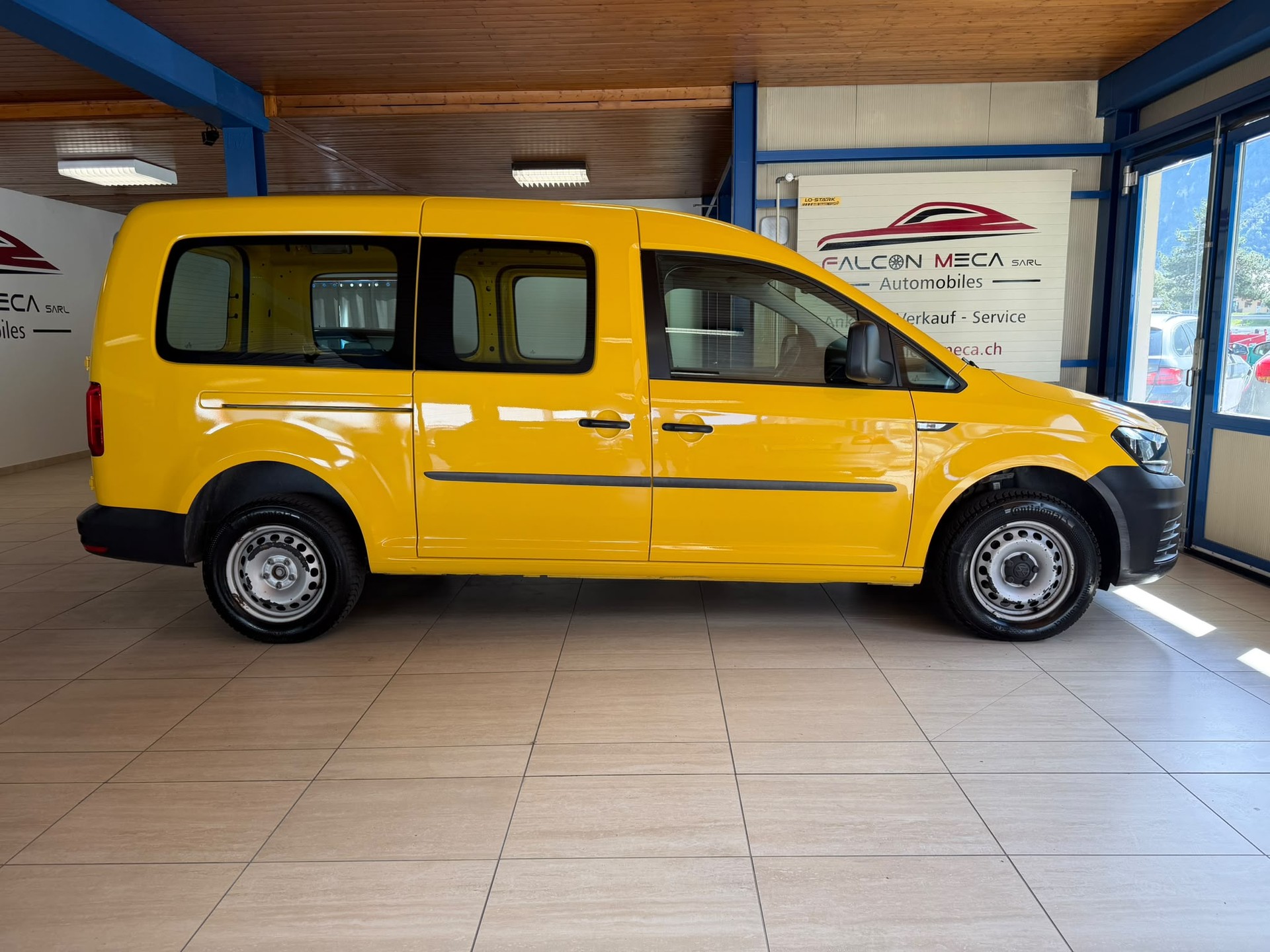 VW CADDYMAX 2.0 TDI 55 KW 4x4-image-7