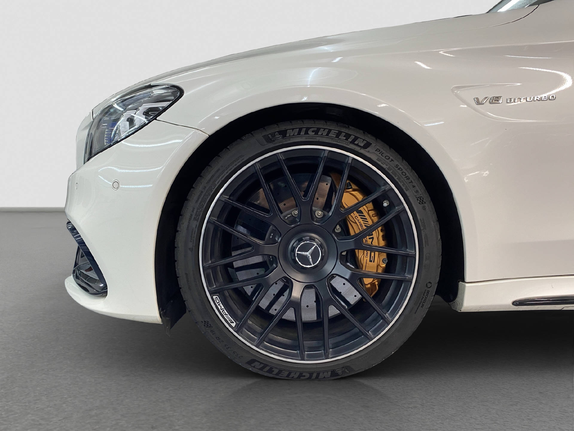 MERCEDES-BENZ C 63 S AMG Cabriolet-image-5