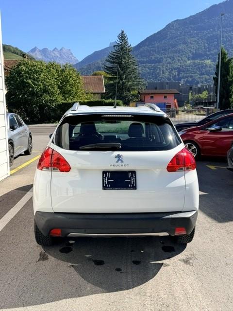 PEUGEOT 2008 1.6 VTi Allure-image-7