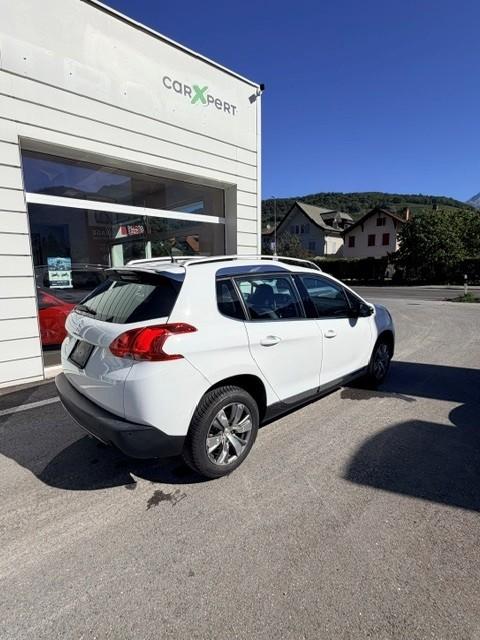 PEUGEOT 2008 1.6 VTi Allure-image-8