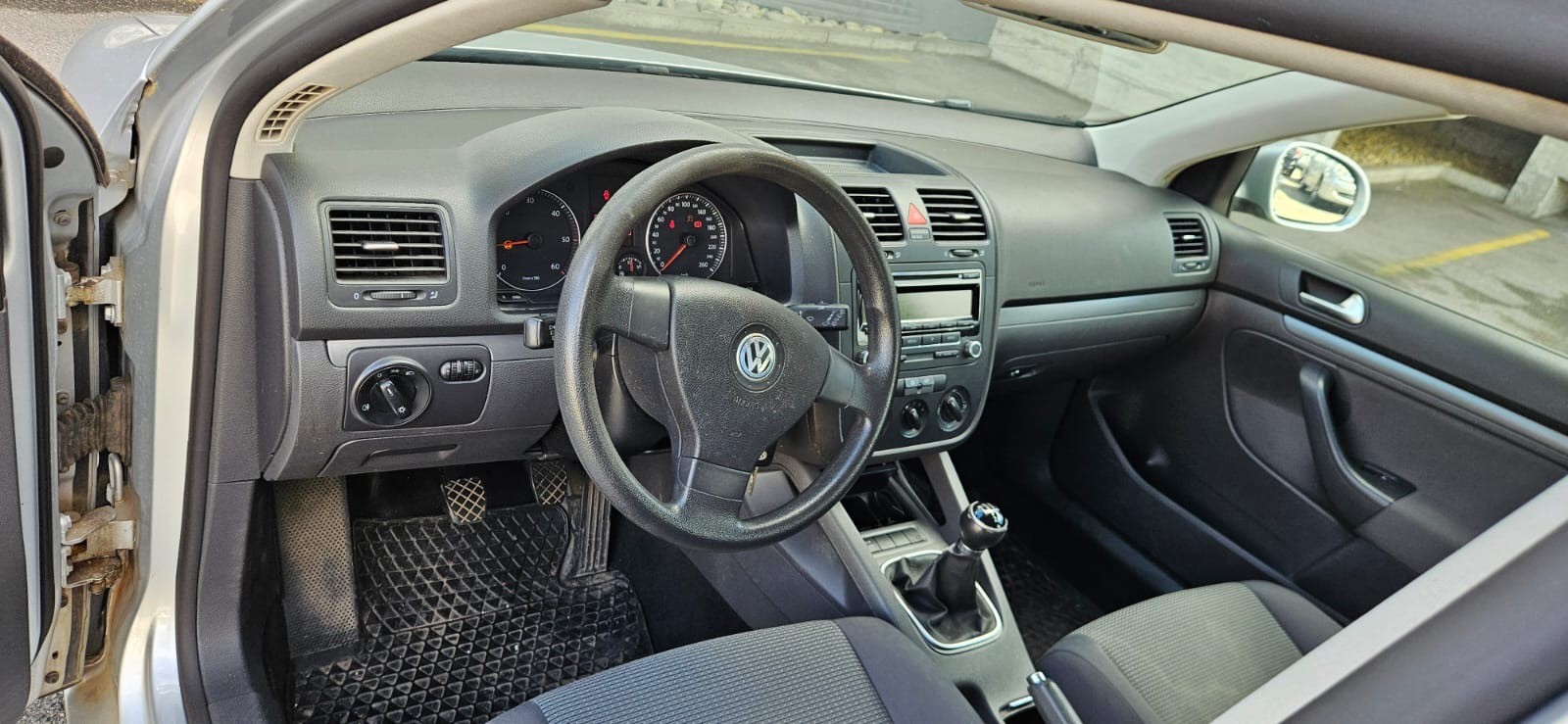 VW Golf Variant 1.9 TDI Trendline-image-2