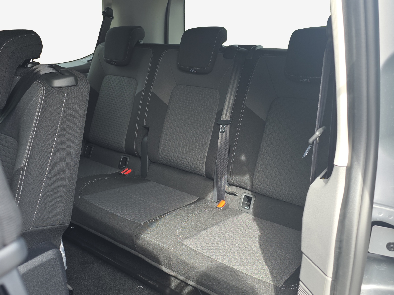 VW Caravelle 2.5TSI eHYBRID Edition 16,5kWh 8Aut.-image-10