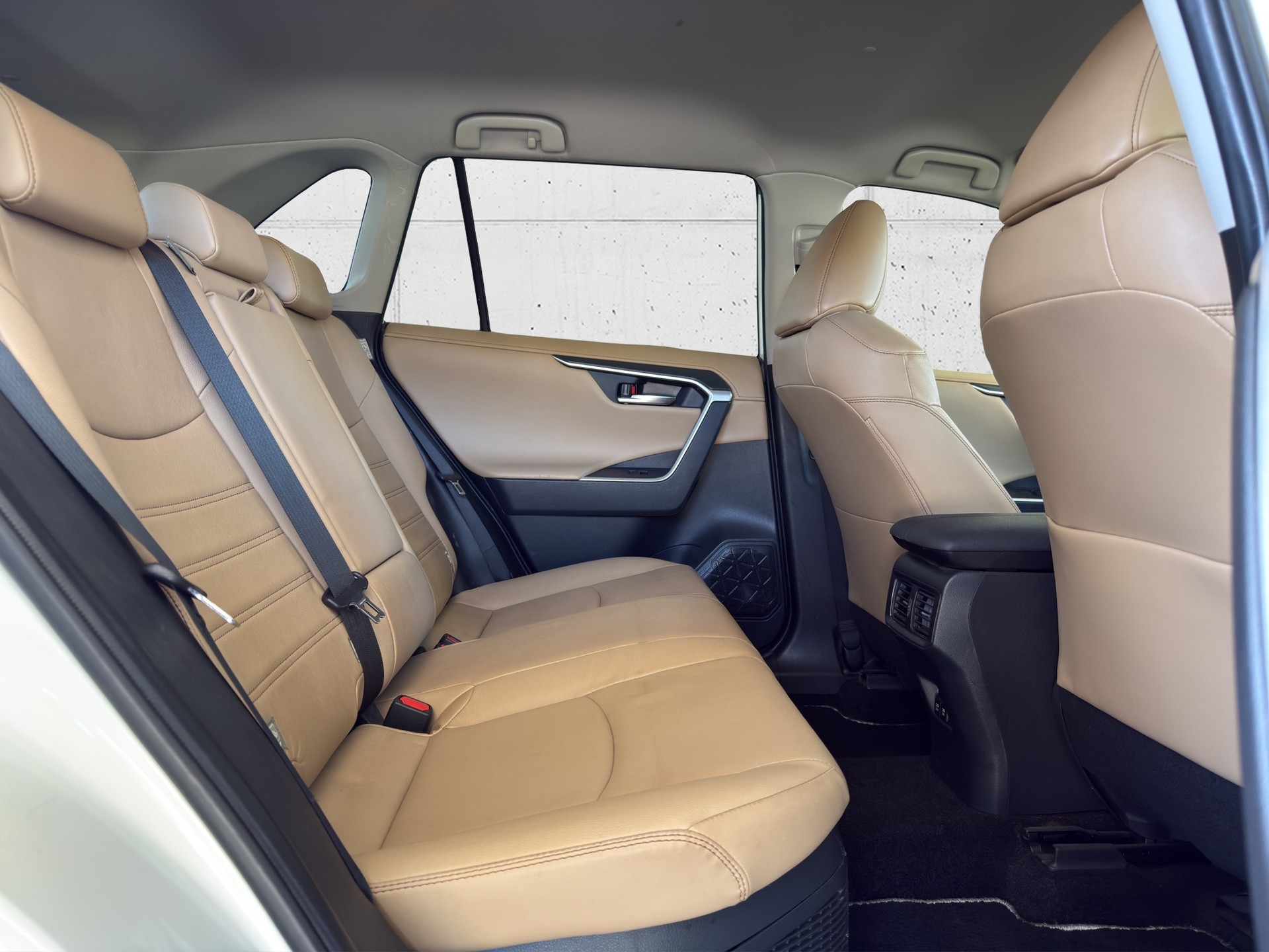 TOYOTA RAV-4 2.5 HSD Premium e-CVT 4WD-image-11
