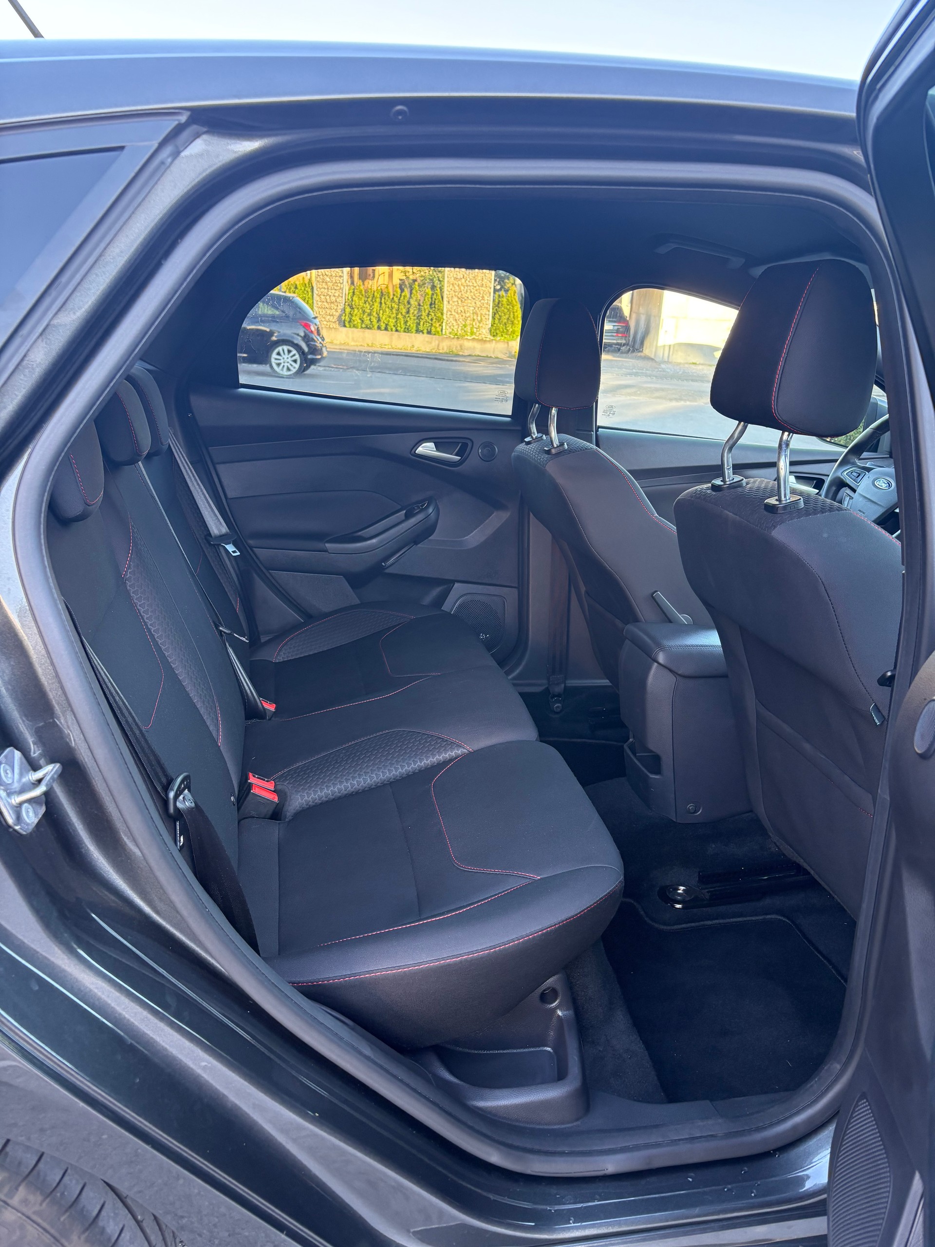FORD 1.0i EcoB 125 ST-Line-image-7
