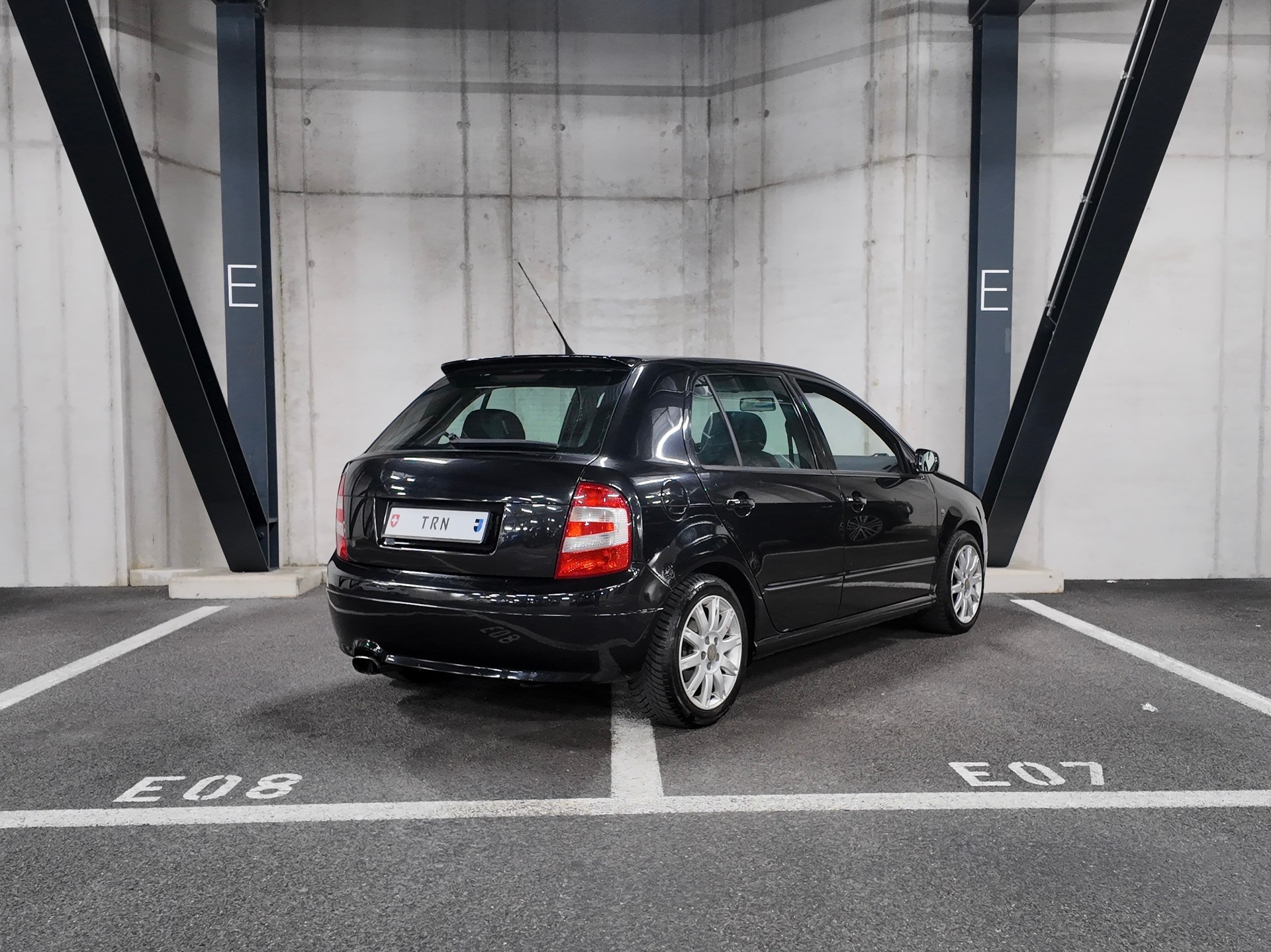SKODA Fabia 1.9 TDI Black Edition | Leder | Schiebedach | 6-Gang | Asc | Frisch ab Mfk-image-4