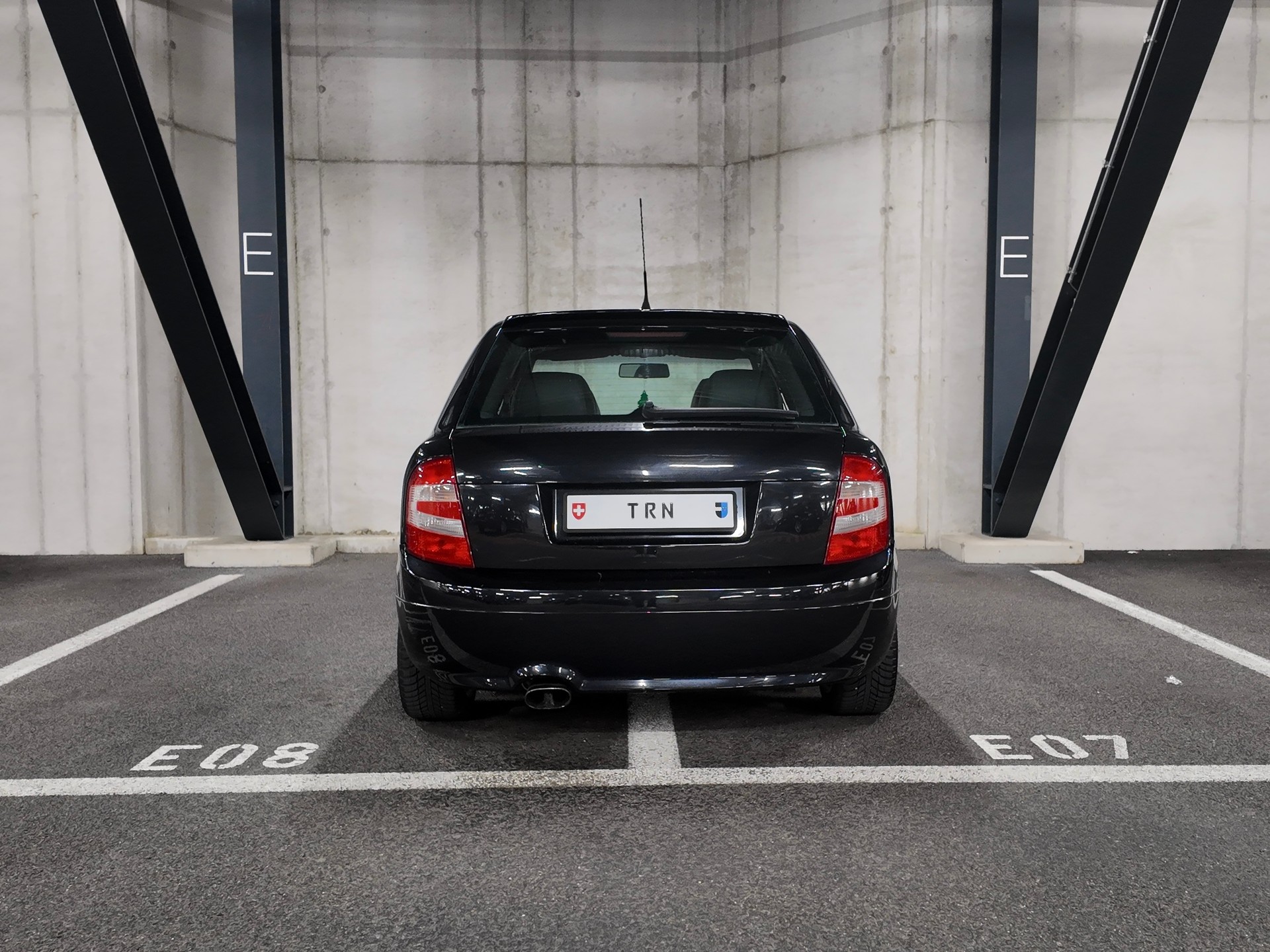 SKODA Fabia 1.9 TDI Black Edition | Leder | Schiebedach | 6-Gang | Asc | Frisch ab Mfk-image-3
