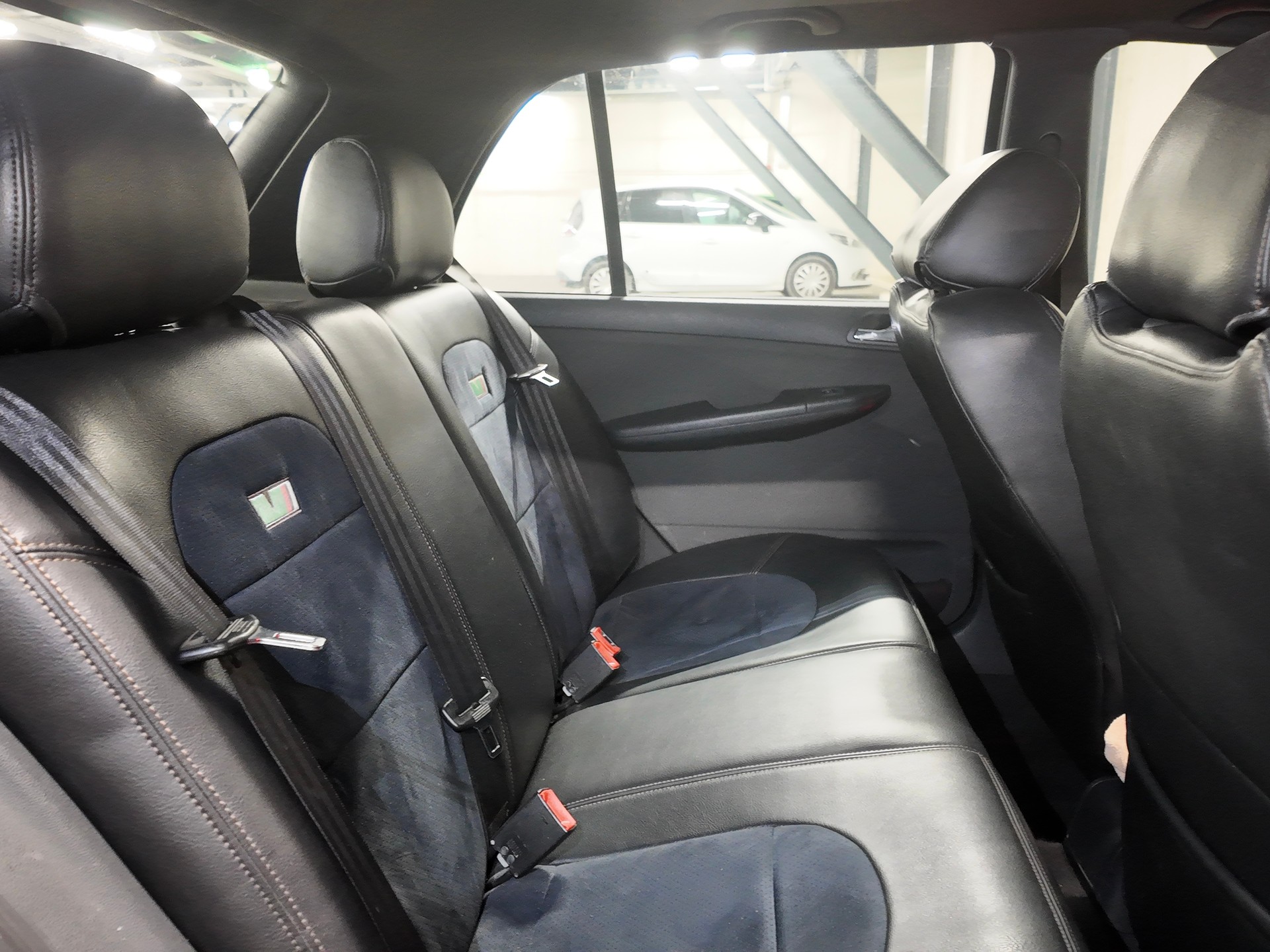 SKODA Fabia 1.9 TDI Black Edition | Leder | Schiebedach | 6-Gang | Asc | Frisch ab Mfk-image-13