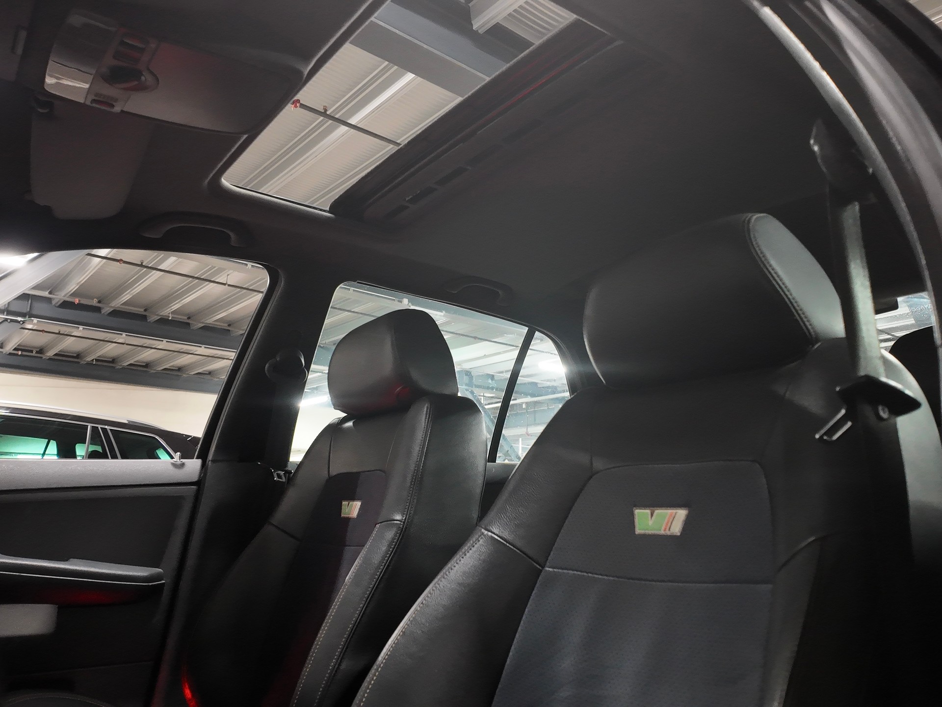 SKODA Fabia 1.9 TDI Black Edition | Leder | Schiebedach | 6-Gang | Asc | Frisch ab Mfk-image-9