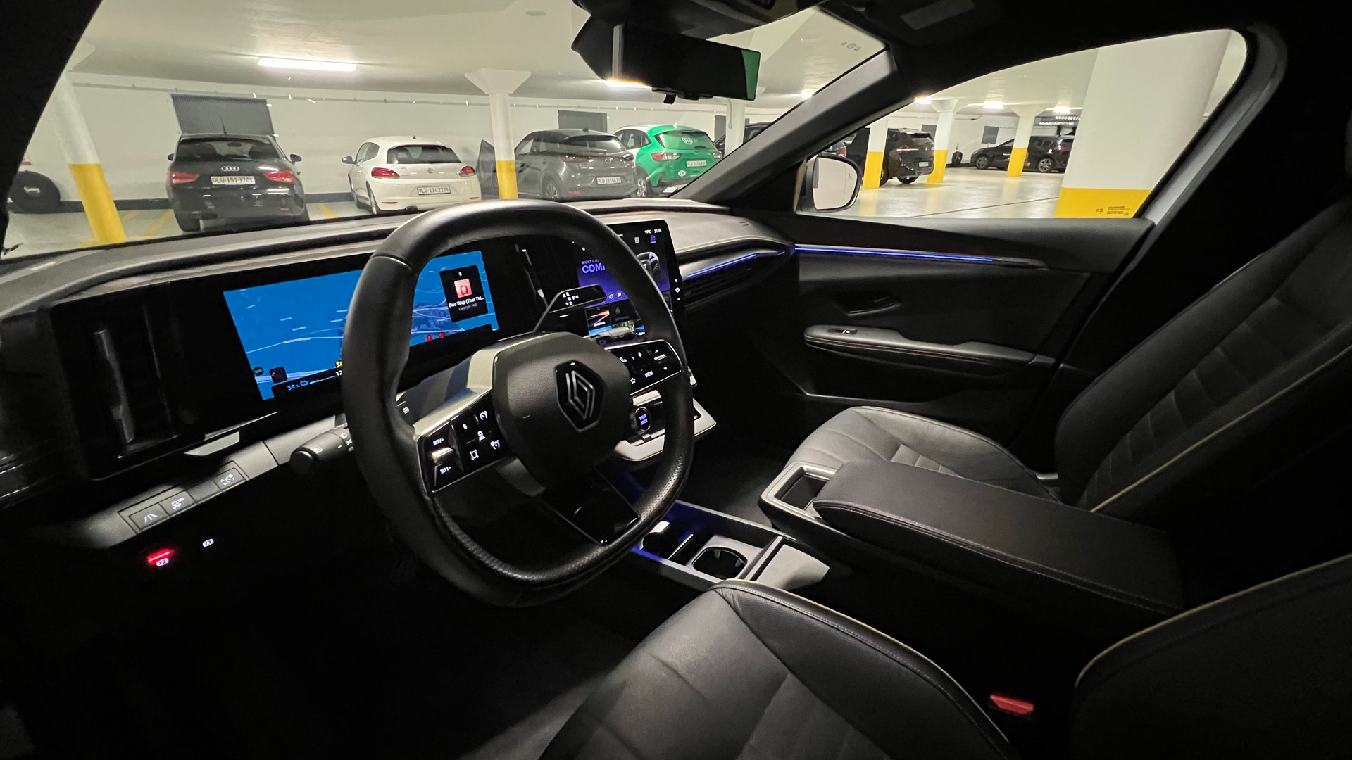 RENAULT Megane E-Tech 100% electric iconic 220 PS Comfort Range-image-1