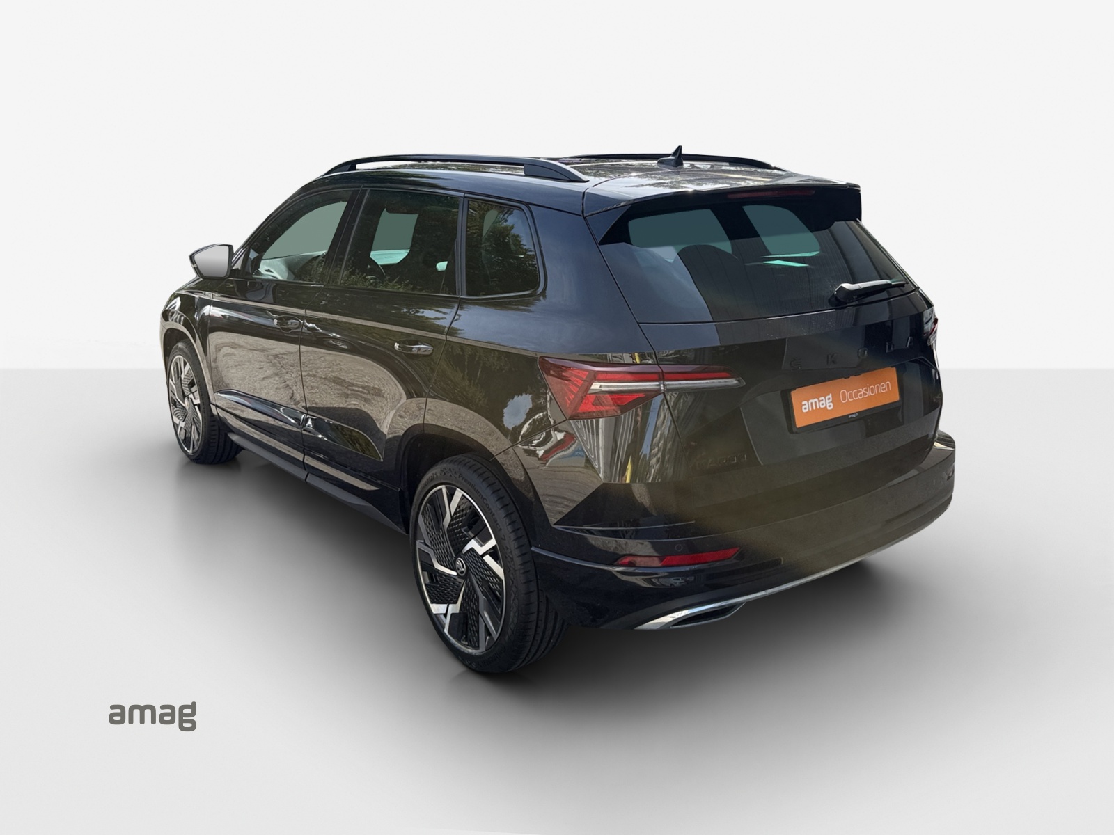 SKODA Karoq 2.0 TSI SportLine 4x4 DSG-image-2
