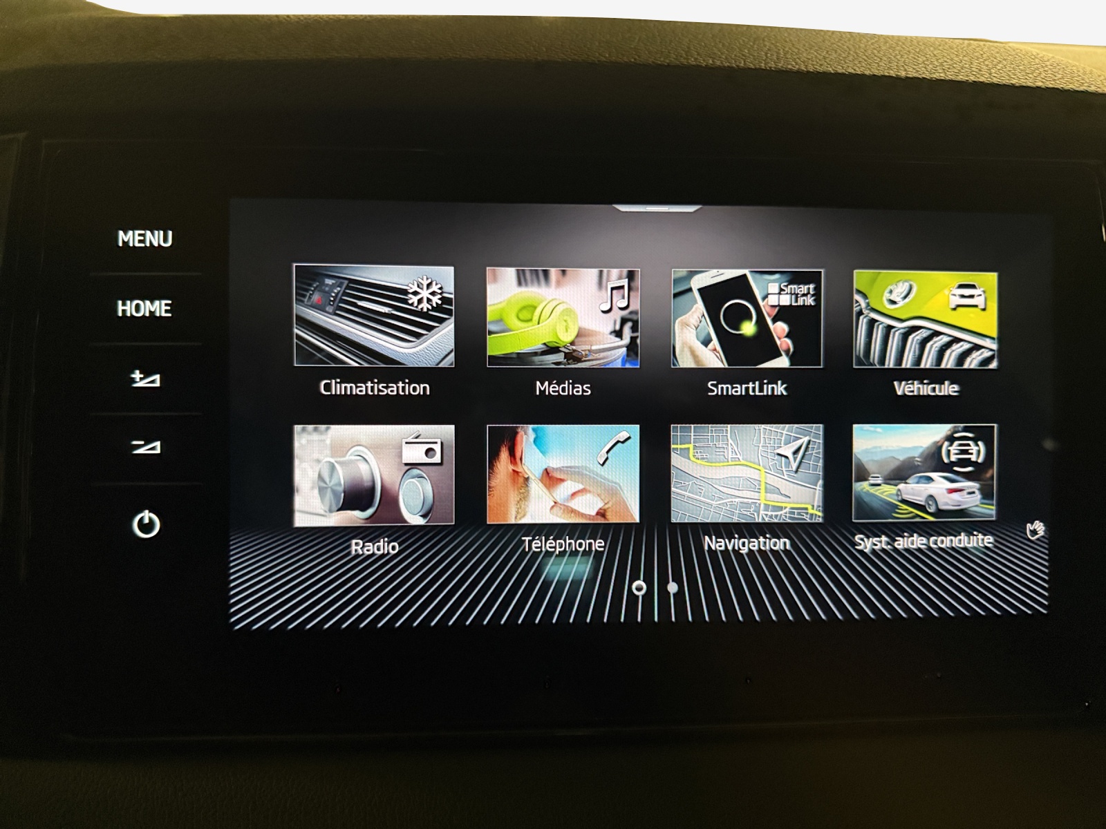 SKODA Karoq 2.0 TSI SportLine 4x4 DSG-image-14