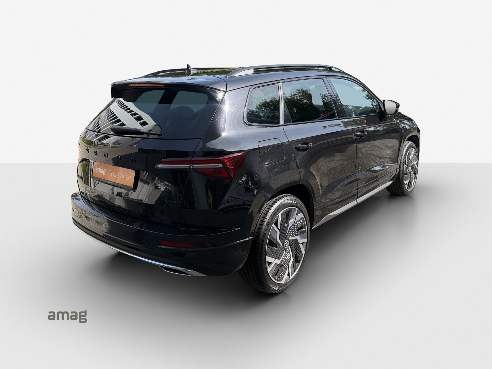 SKODA Karoq 2.0 TSI SportLine 4x4 DSG-image-4