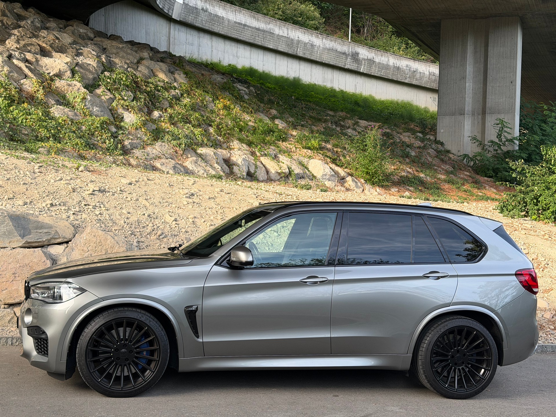 BMW X5M Steptronic-image-2