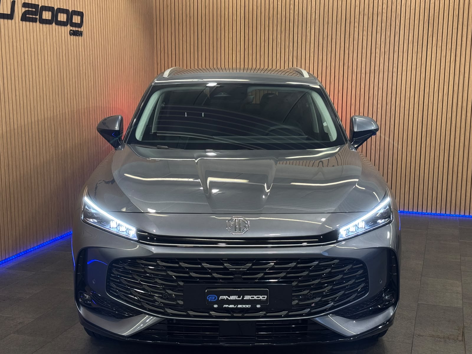 MG HS 1.5 Vollhybrid Luxury-showroom-element-2