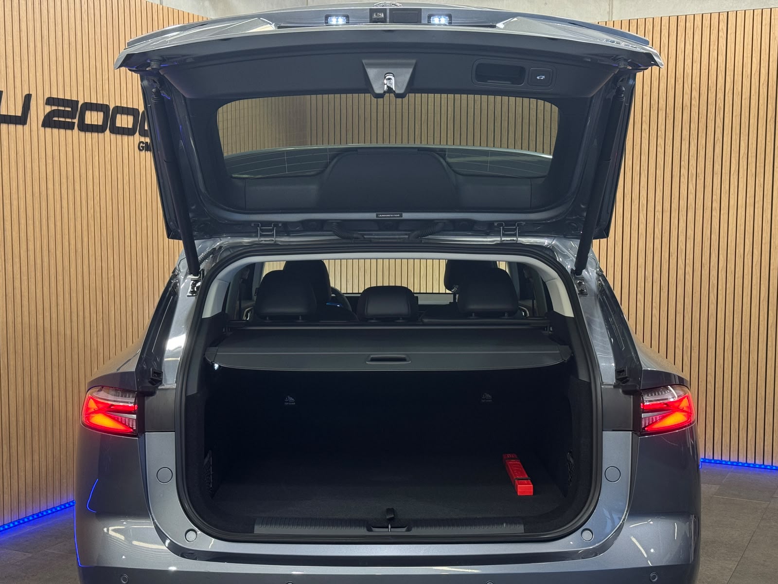 MG HS 1.5 Vollhybrid Luxury-image-7