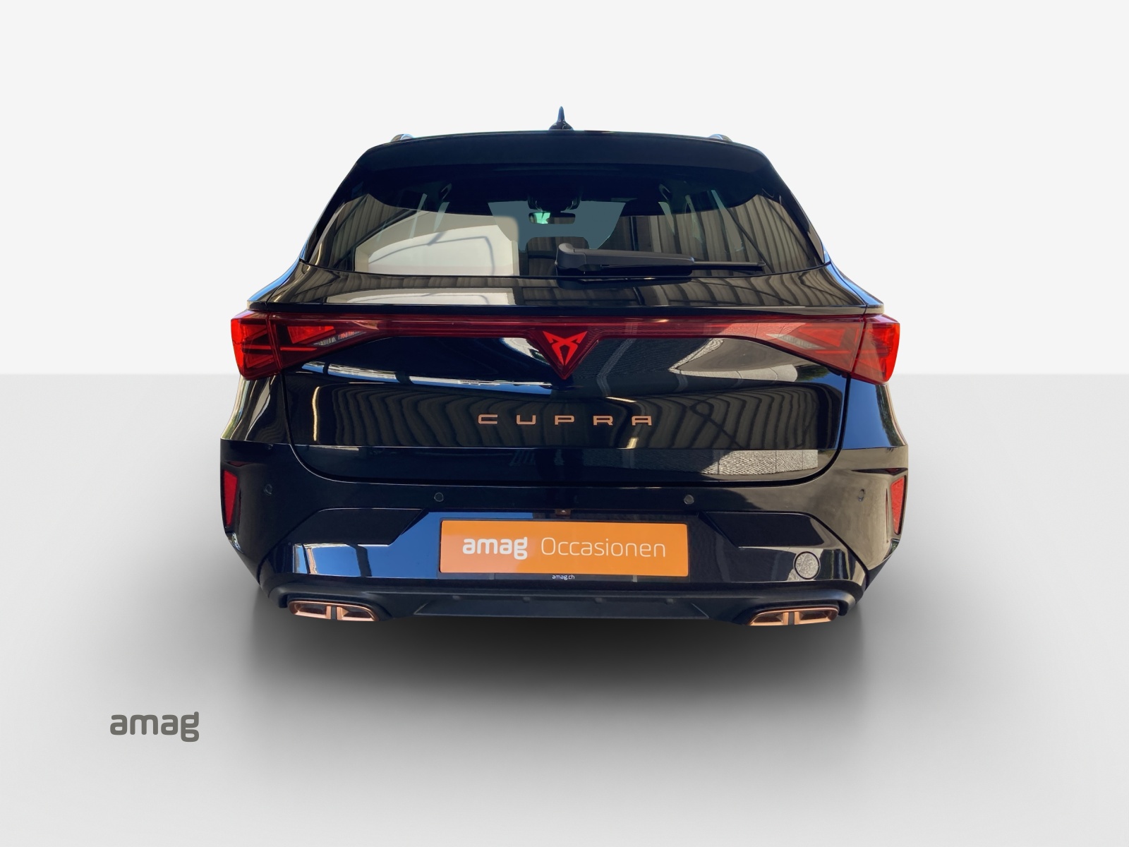 CUPRA LEON ST 1.5 e-HYBRID pHEV Black SymphonyDSG-image-3