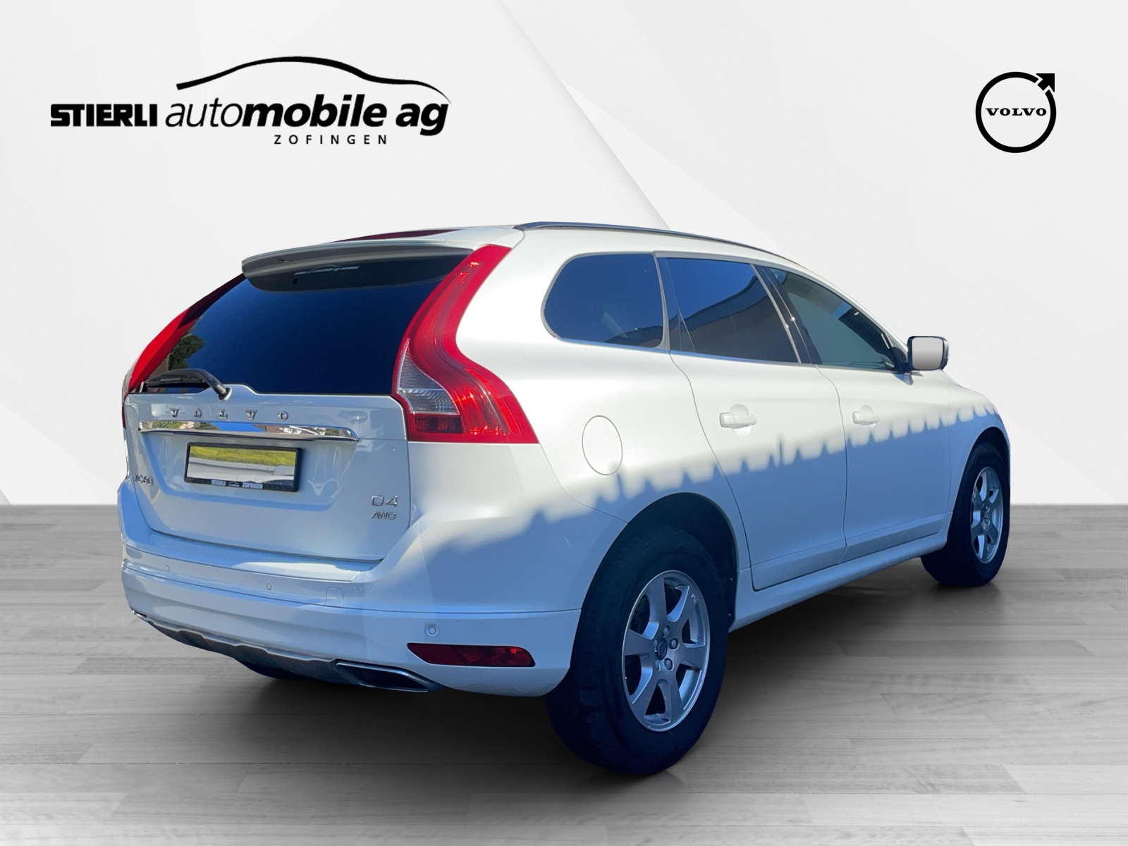 VOLVO XC60 2.4 D4 Momentum AWD S/S-image-4