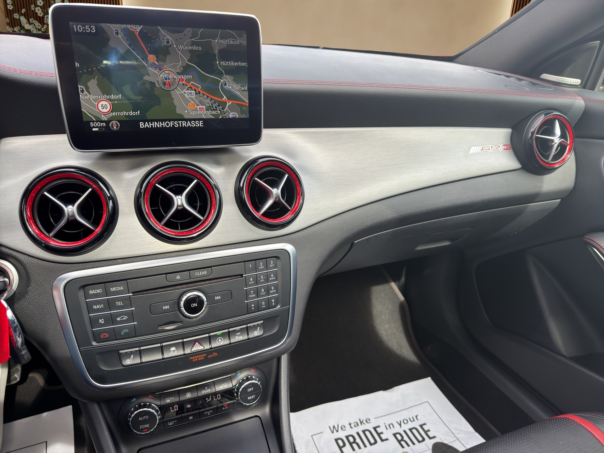 MERCEDES-BENZ CLA Shooting Brake 45 AMG 4Matic Speedshift-image-17