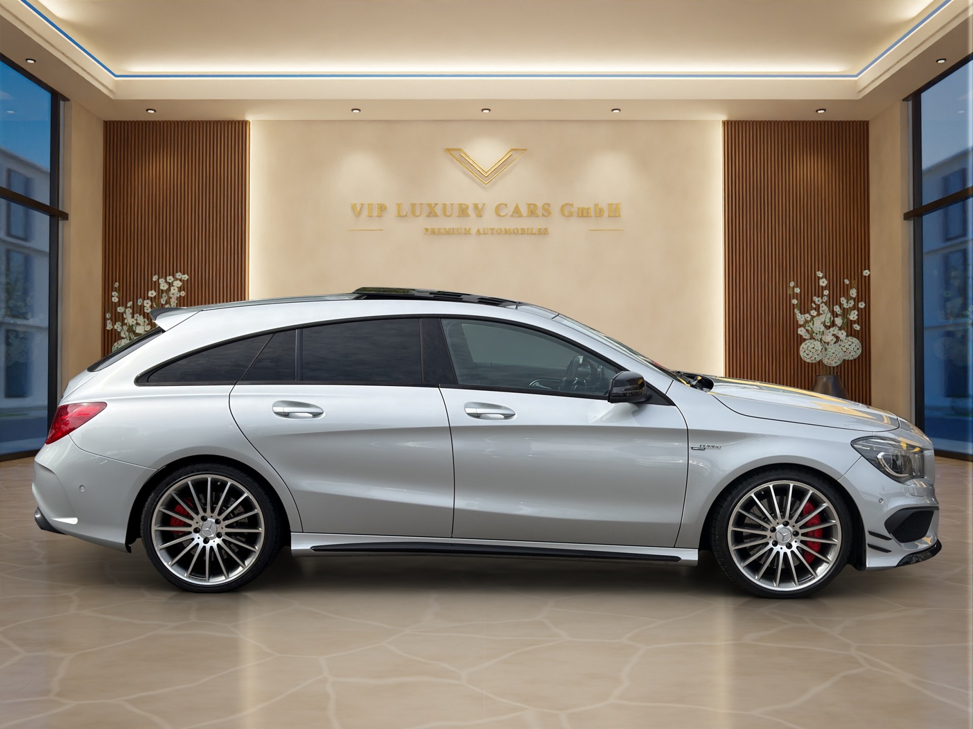 MERCEDES-BENZ CLA Shooting Brake 45 AMG 4Matic Speedshift-image-3