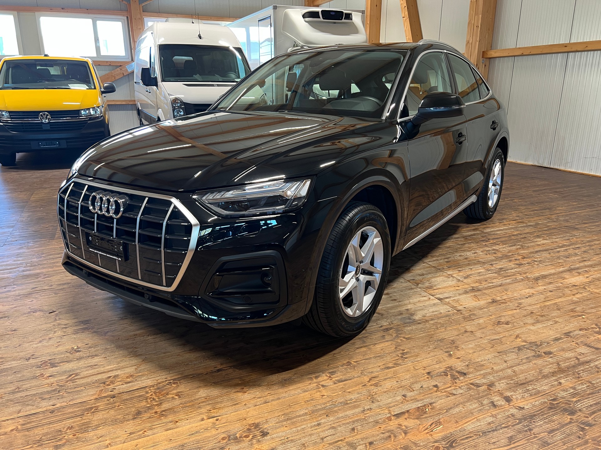 AUDI Q5 Sportback 40 TDI advanced quattro S-tronic-image-0