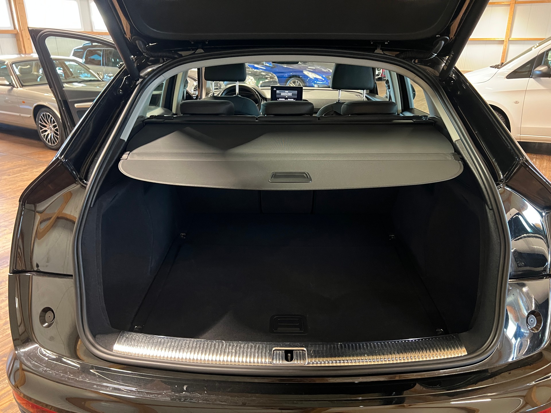 AUDI Q5 Sportback 40 TDI advanced quattro S-tronic-image-17
