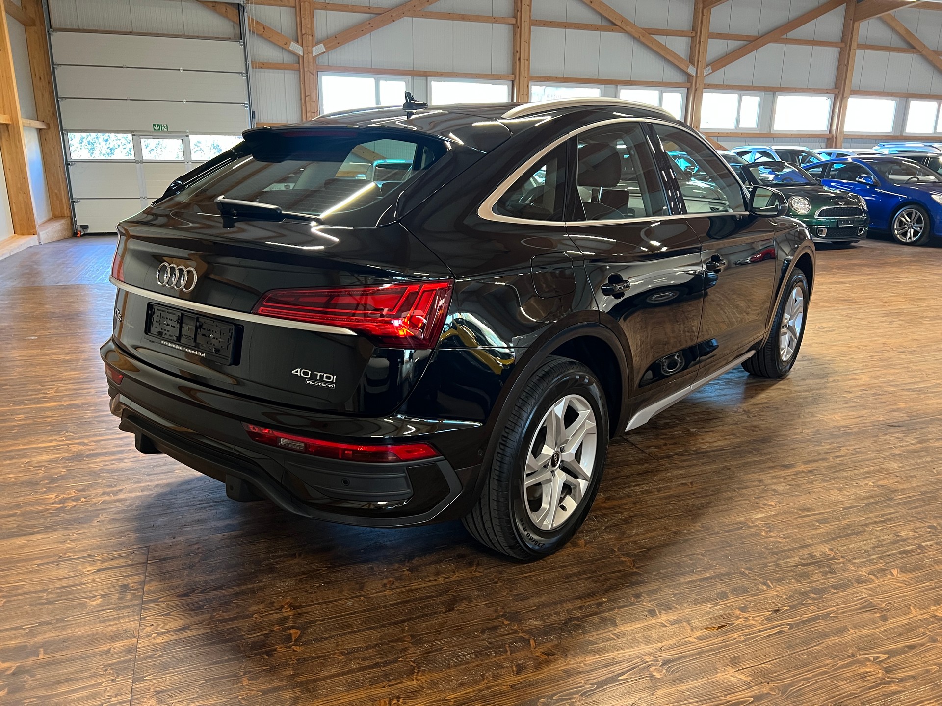 AUDI Q5 Sportback 40 TDI advanced quattro S-tronic-image-4
