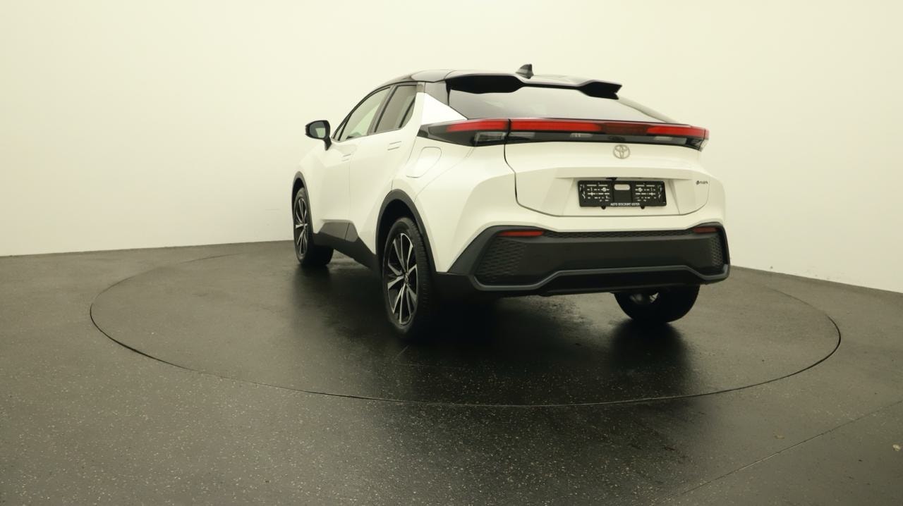 TOYOTA C-HR 2.0 PHEV CVT Style-image-3