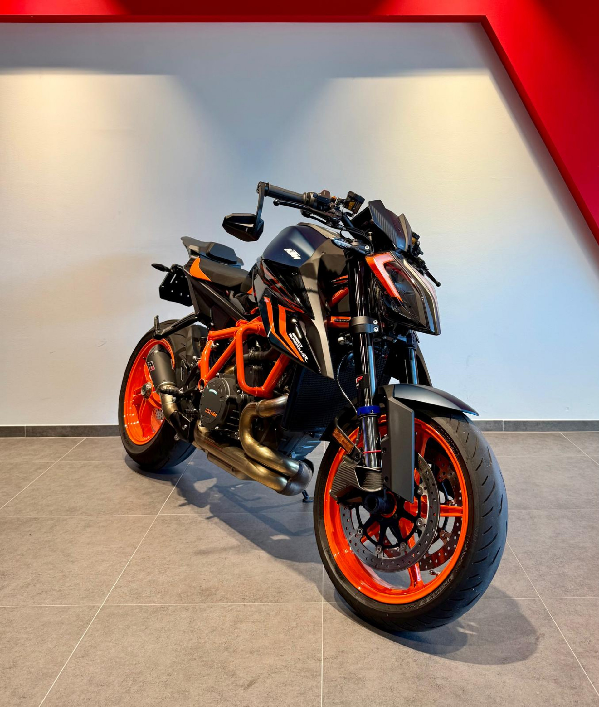 KTM 1290 Super Duke R Evo