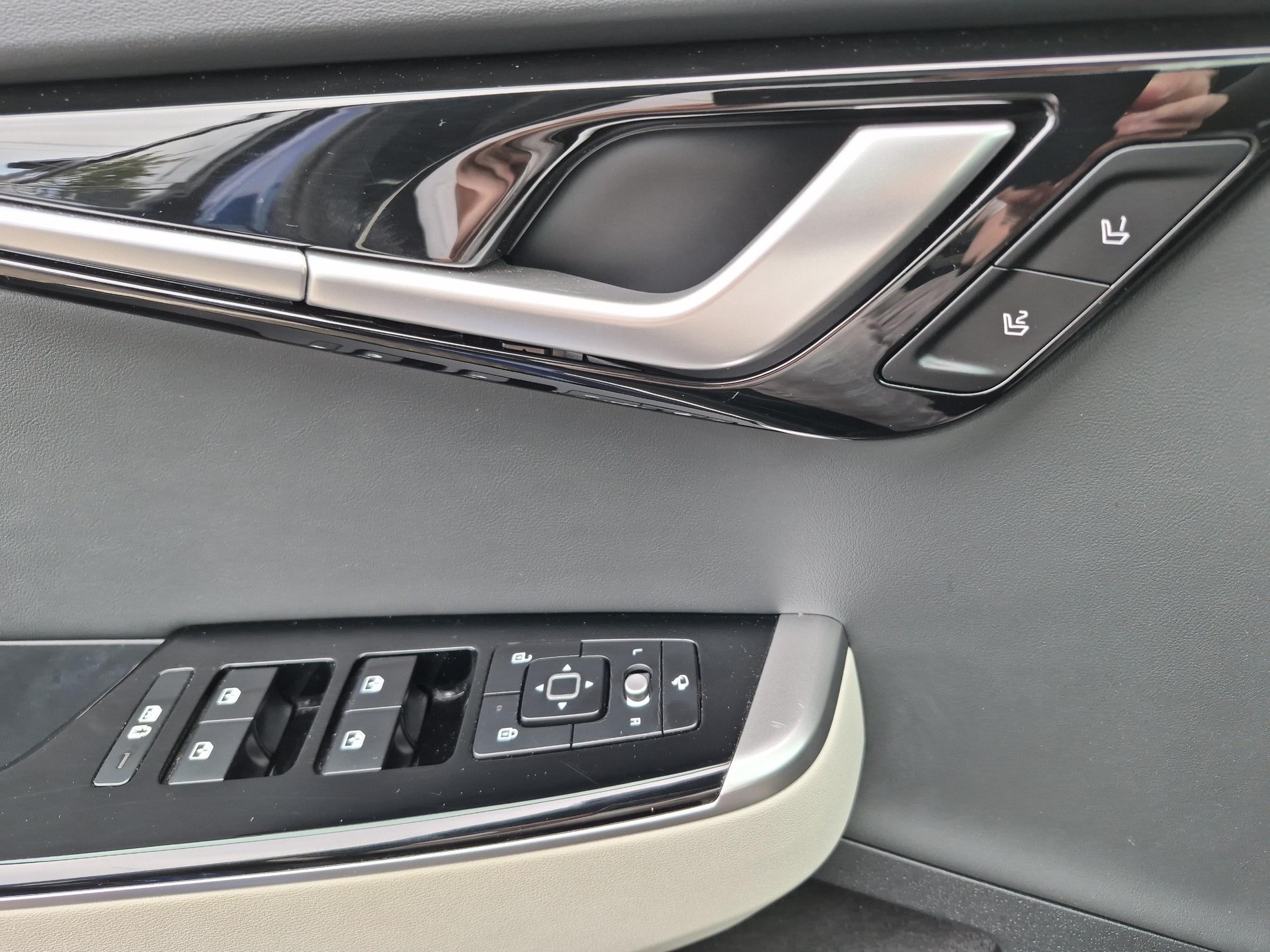 KIA EV6 77 kWh GT-Line 4x4-image-17