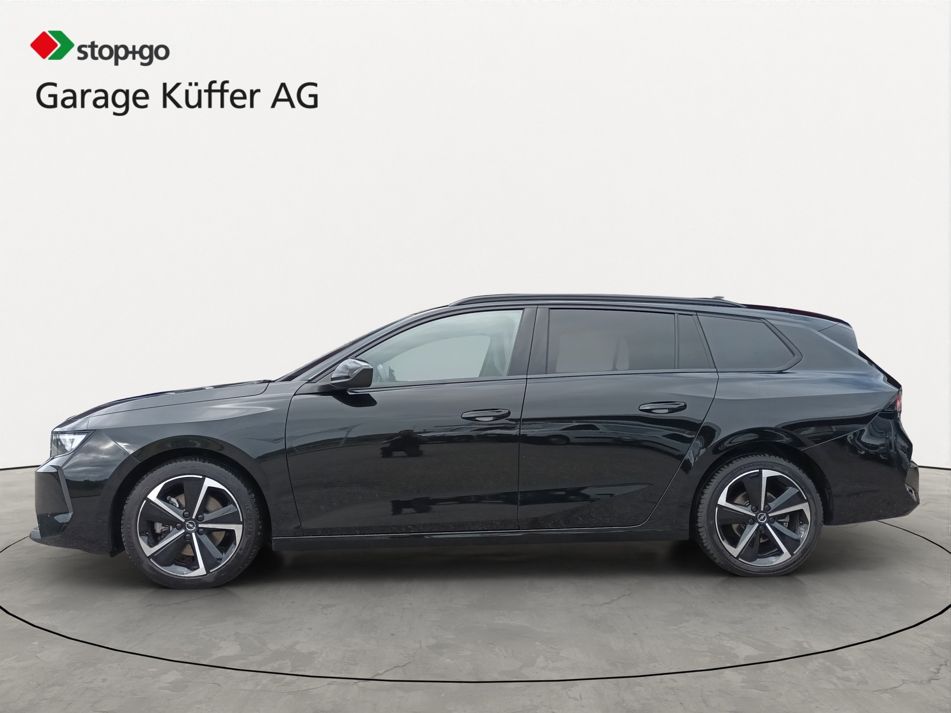 OPEL Astra Sports Tourer 1.2i Turbo Edition A-image-1