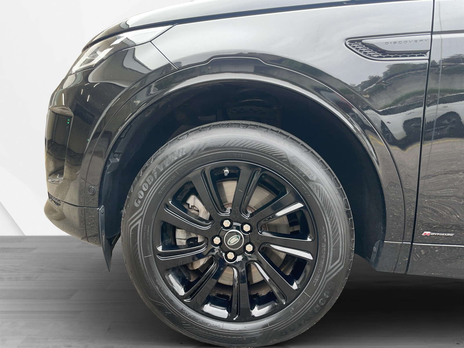 LAND ROVER Discovery Sport 2.0 Si4 R-Dynamic S-image-8